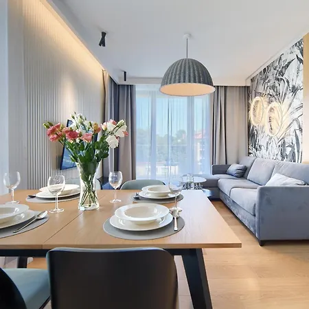 Imperial - Komandor Apartmán *